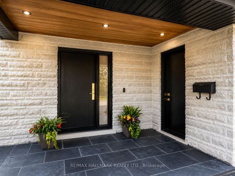 Photo 4 at 30 Kellythorne Drive, Donalda, Toronto