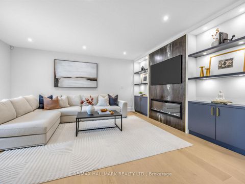 Photo 15 at 30 Kellythorne Drive, Donalda, Toronto