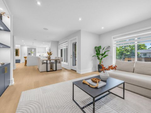 Photo 18 at 30 Kellythorne Drive, Donalda, Toronto