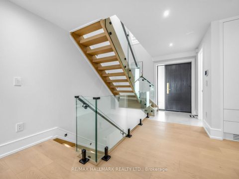 Photo 19 at 30 Kellythorne Drive, Donalda, Toronto
