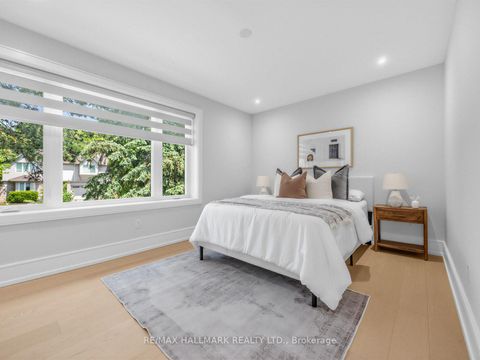 Photo 27 at 30 Kellythorne Drive, Donalda, Toronto