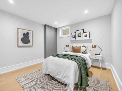 Photo 39 at 30 Kellythorne Drive, Donalda, Toronto