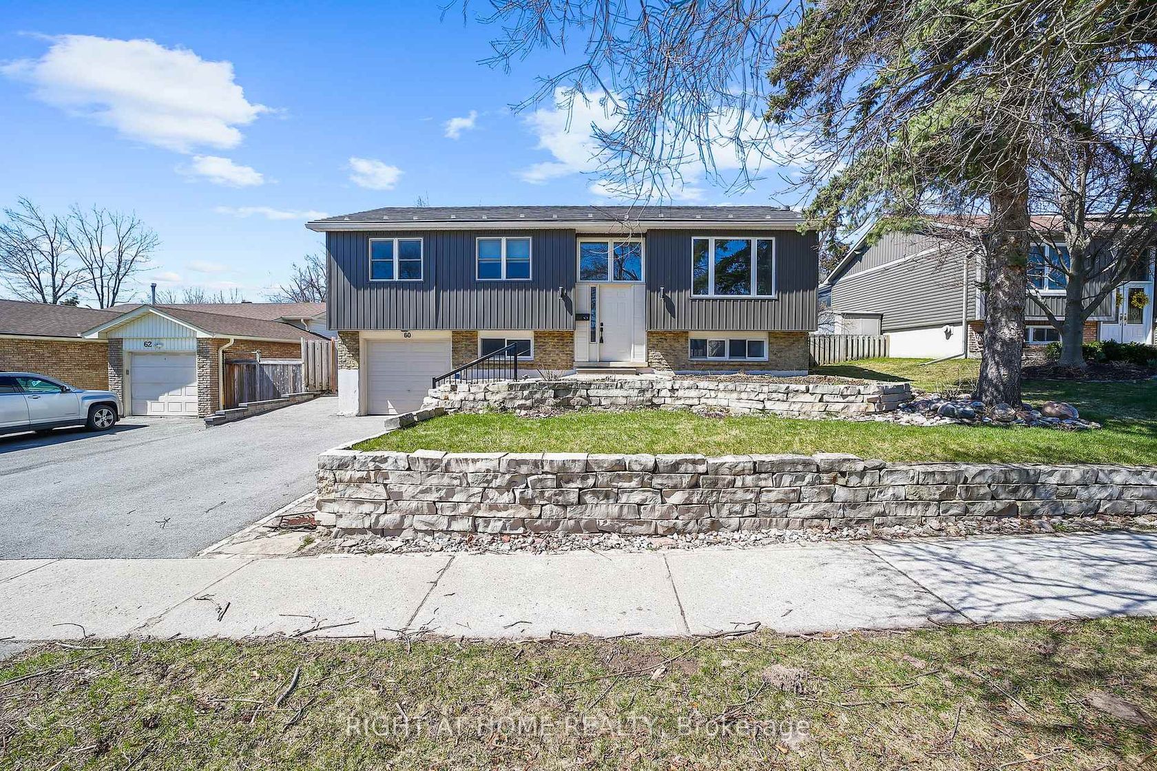 60 HEATHER Street, Sunnidale, Barrie photo 2