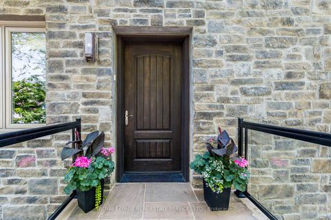 Photo 1 at 31 James Street, Long Branch, Toronto