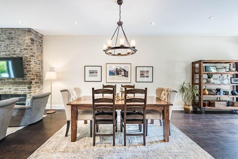 Photo 5 at 31 James Street, Long Branch, Toronto