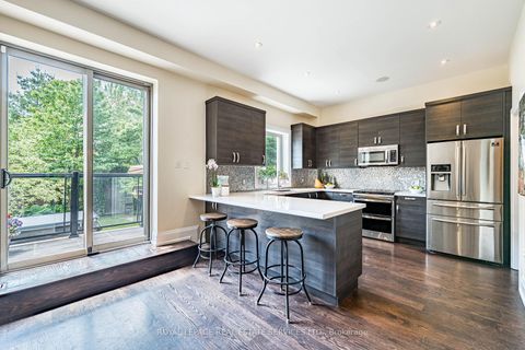 Photo 8 at 31 James Street, Long Branch, Toronto