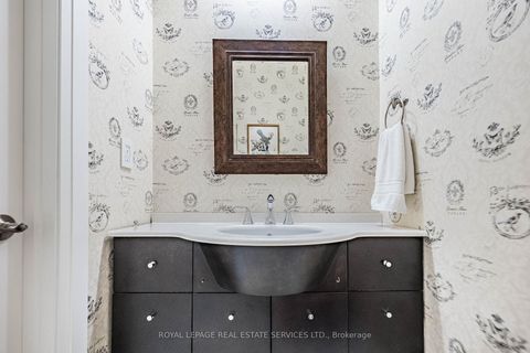Photo 15 at 31 James Street, Long Branch, Toronto