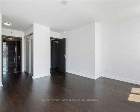 Photo 7 at TH02 - 220 George Street, Moss Park, Toronto