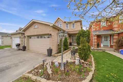 Photo 1 at 42 Sundew Drive, Holly, Barrie