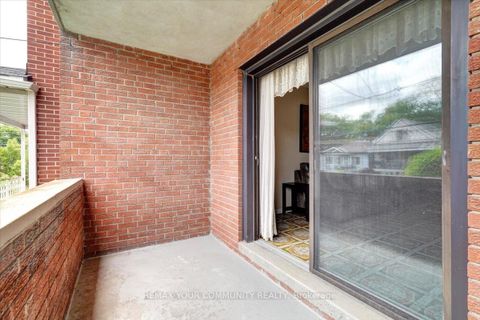Photo 7 at 60 Regent Street, Eglinton West, Toronto