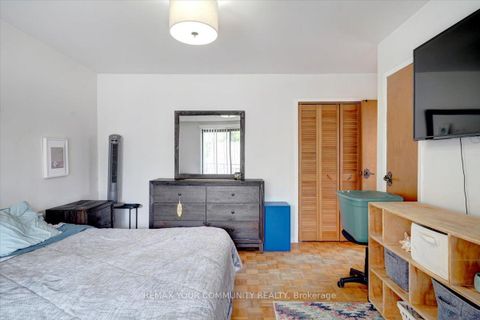 Photo 16 at 60 Regent Street, Eglinton West, Toronto