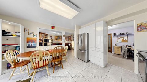 Photo 13 at 178 Roseborough Crescent, Uplands, Vaughan