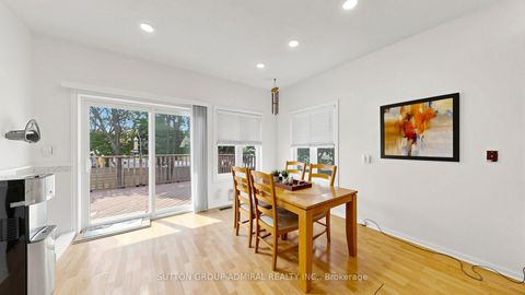 Photo 10 at 51 Faye Court, Yorkhill, Vaughan