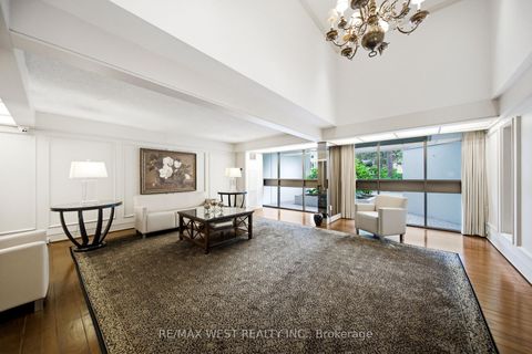Photo 12 at 1509 - 100 Quebec Avenue, High Park North, Toronto
