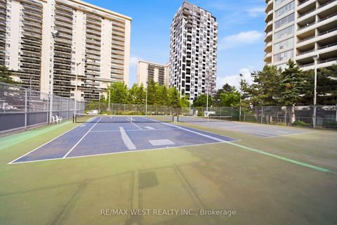 Photo 13 at 1509 - 100 Quebec Avenue, High Park North, Toronto