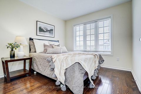 Photo 34 at 22 Pelister Drive, Greensborough, Markham