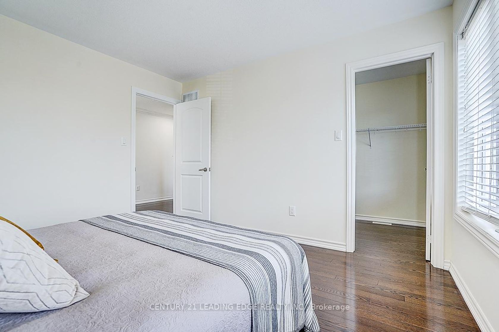 Photo 32 at 22 Pelister Drive, Greensborough, Markham