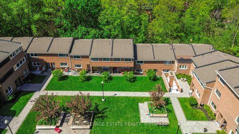 Photo 31 at 123 - 90 Edgewood Avenue, Woodbine Corridor, Toronto