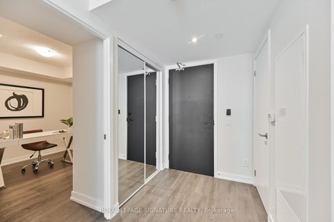 Photo 3 at 606 - 125 Redpath Avenue, Mount Pleasant West, Toronto