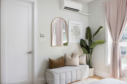 Photo 18 at 569 Craven Road, Coxwell, Toronto