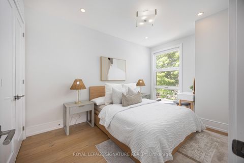 Photo 20 at 569 Craven Road, Coxwell, Toronto