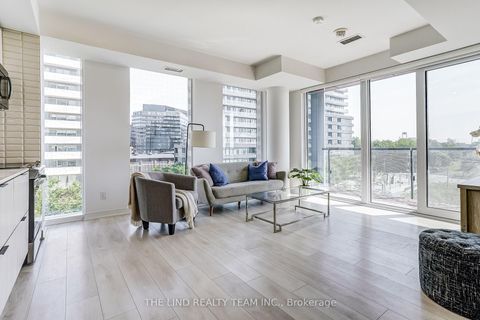 Photo 7 at 527 - 35 Rolling Mills Road, Waterfront Communities C8, Toronto