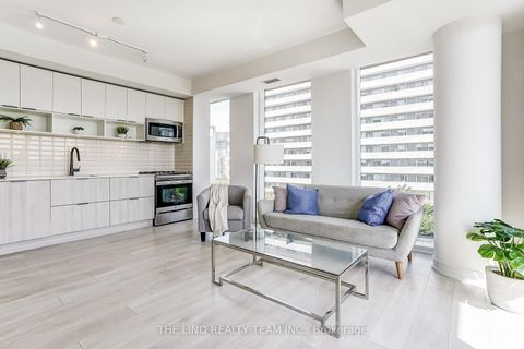 Photo 8 at 527 - 35 Rolling Mills Road, Waterfront Communities C8, Toronto