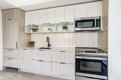 Photo 13 at 527 - 35 Rolling Mills Road, Waterfront Communities C8, Toronto