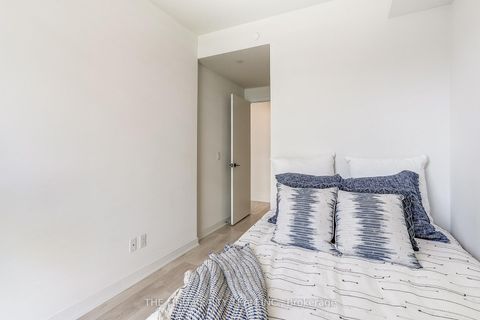 Photo 20 at 527 - 35 Rolling Mills Road, Waterfront Communities C8, Toronto
