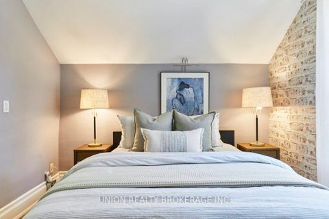 Photo 17 at 285 Woodbine Avenue, The Beaches, Toronto