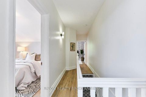 Photo 20 at 285 Woodbine Avenue, The Beaches, Toronto