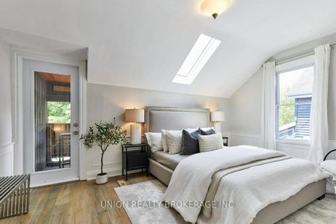 Photo 22 at 285 Woodbine Avenue, The Beaches, Toronto