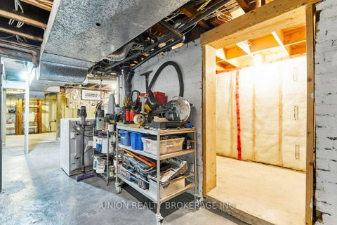 Photo 23 at 285 Woodbine Avenue, The Beaches, Toronto