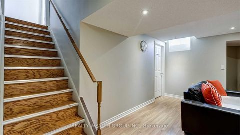Photo 22 at 212 Vellore Woods Boulevard, Vellore Village, Vaughan