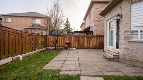 Photo 29 at 212 Vellore Woods Boulevard, Vellore Village, Vaughan