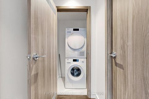 Photo 13 at 3506 - 95 Mcmahon Drive, Bayview Village, Toronto