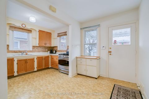 Photo 6 at 945 Glencairn Avenue, Glen Park, Toronto