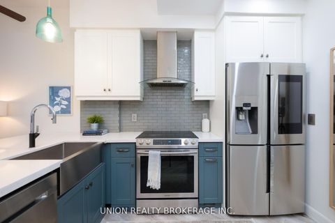 Photo 4 at 606 - 18 Yonge Street, Waterfront Communities C1, Toronto