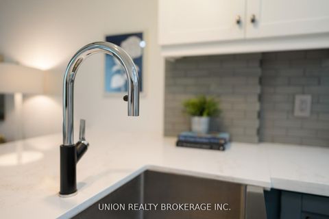 Photo 7 at 606 - 18 Yonge Street, Waterfront Communities C1, Toronto