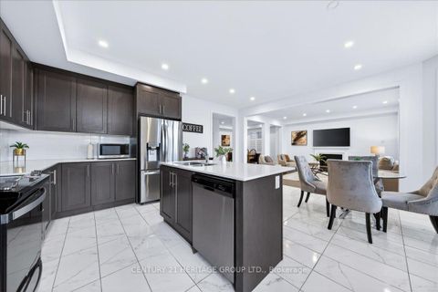 Photo 16 at 22 Marlene Johnston Drive, Holland Landing, East Gwillimbury