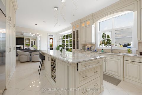 Photo 17 at 292 Lady Valentina Avenue, Patterson, Vaughan