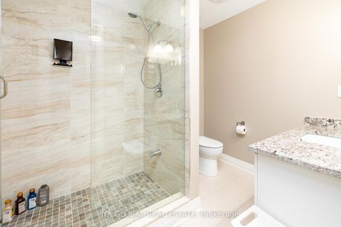 Photo 41 at 292 Lady Valentina Avenue, Patterson, Vaughan