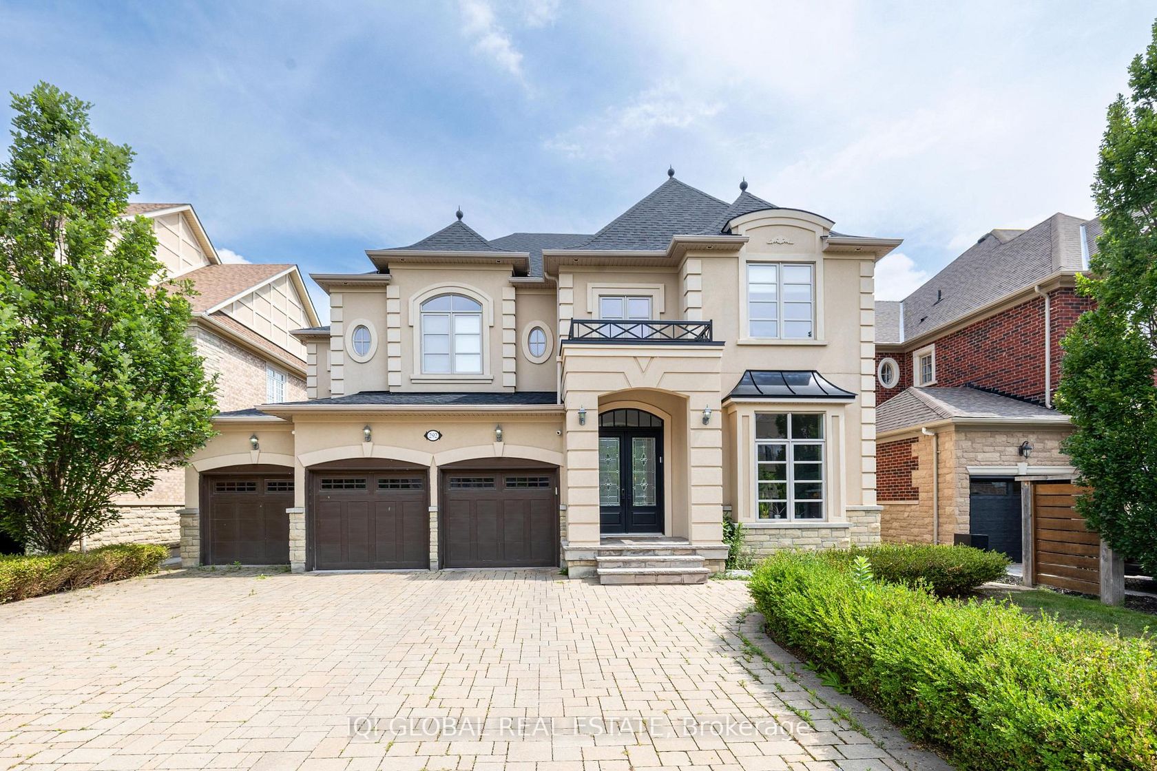 292 Lady Valentina Avenue, Patterson, Vaughan photo number 2