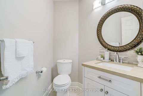 Photo 17 at 23 Bloomfield Trail, Oak Ridges, Richmond Hill