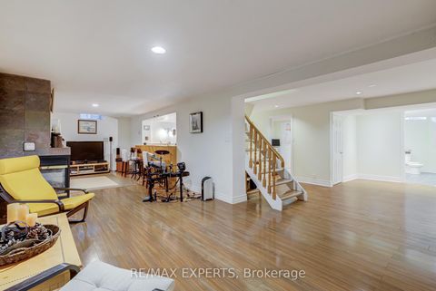 Photo 29 at 23 Bloomfield Trail, Oak Ridges, Richmond Hill