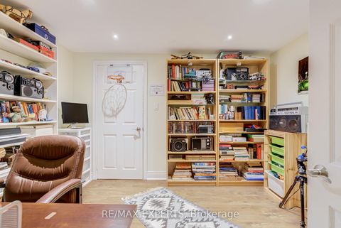 Photo 32 at 23 Bloomfield Trail, Oak Ridges, Richmond Hill