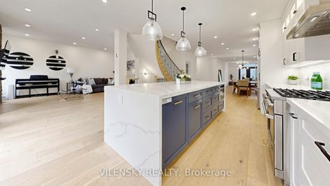 Photo 4 at 146 Valley Vista Drive, Patterson, Vaughan