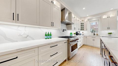 Photo 8 at 146 Valley Vista Drive, Patterson, Vaughan