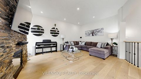 Photo 11 at 146 Valley Vista Drive, Patterson, Vaughan