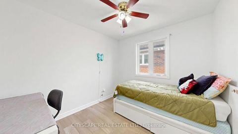Photo 19 at 15 Barnes Crescent, Woburn, Toronto